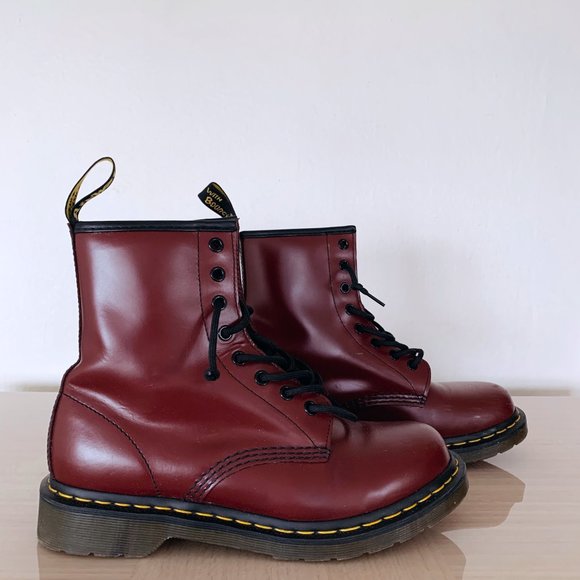 DR MARTENS BOOTS - 1460 WOMEN'S SMOOTH LEATHER - CHERRY - SIZE 9 - Picture 5 of 12